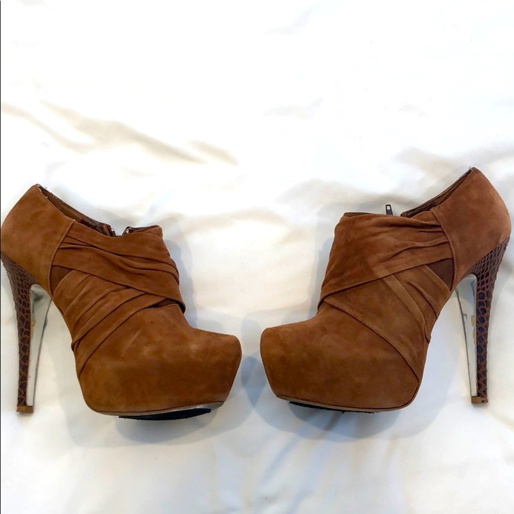H By Halston | Tan Suade Booties